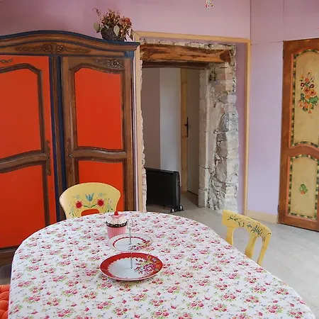 Chambres D'hotes Du Chat Perche Guest house